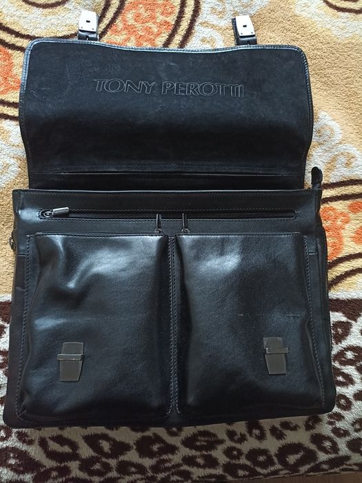 Портфель чоловічий VIP класу Tony Perotti ( натуральна шкіра), чорний