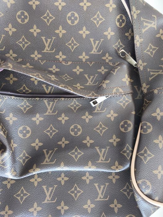 Mochila de mulher. Nova