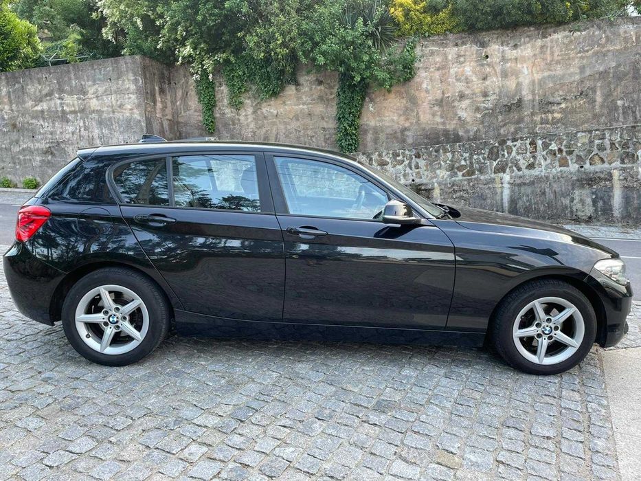 BMW 116i muito novo,sem detalhe