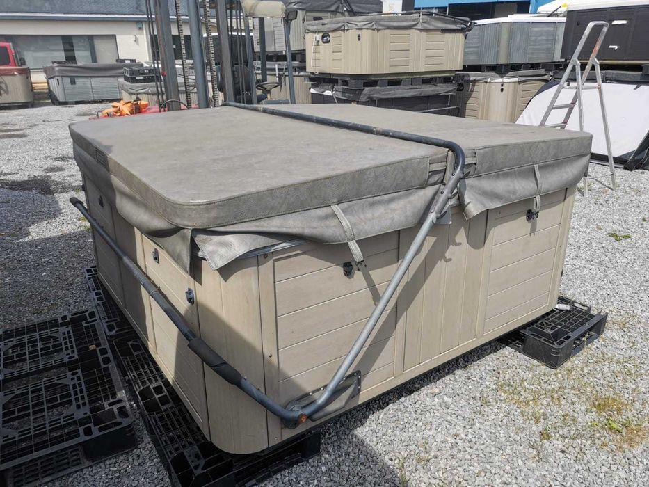 Jacuzzi Używane elektryczne sprawne Balia wodna Transport Wanna Hydro