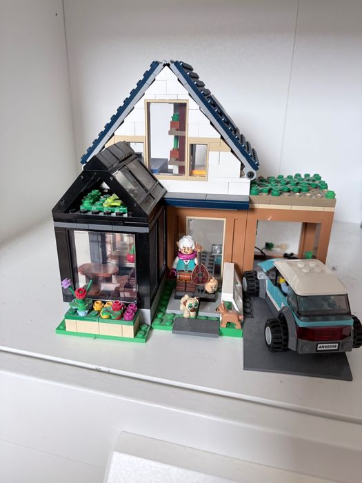 Domek z klocków Lego