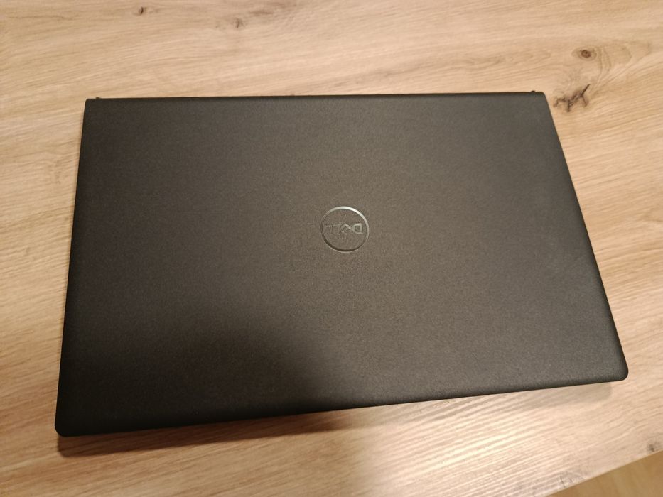 Dell Inspiron 3535 Ryzen 5 7530U/16GB/512/Win11 120Hz