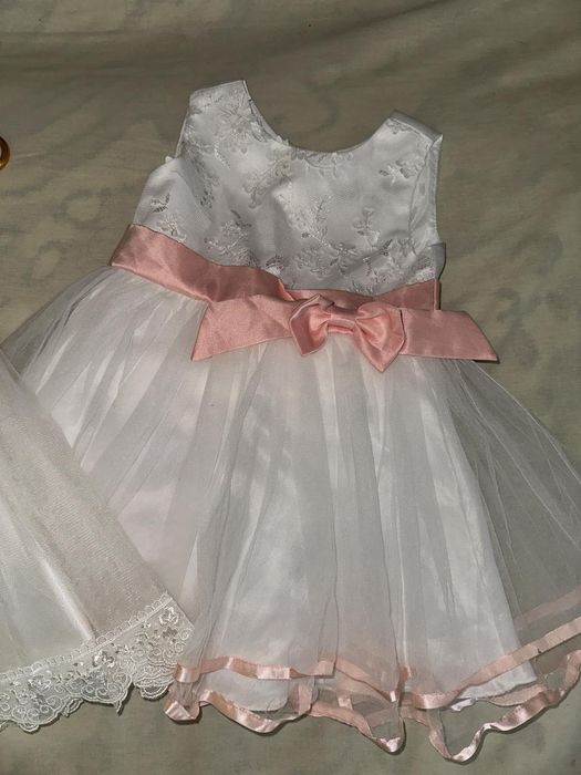 нарядное платье 86-92см