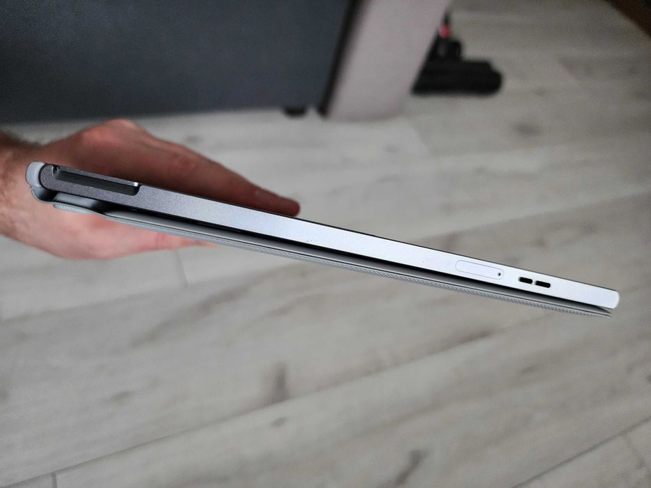 Samsung Galaxy Book2 12" Amoked 2k W737 LTE 3G + Клавіатура Windows 11