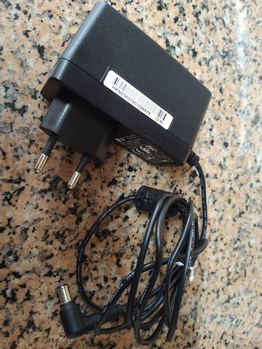 Alimentação carregador LG TV casa quarto apartamento vivenda