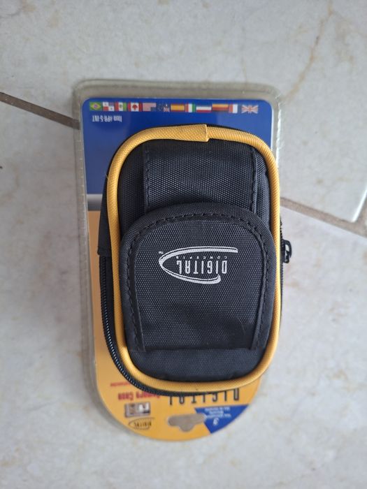 Etui na aparat digital