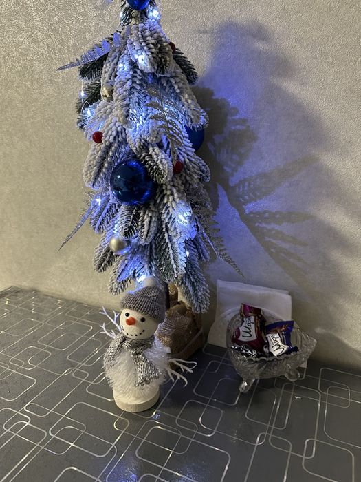 Здам подобово квартиру з великим заскленим балконо