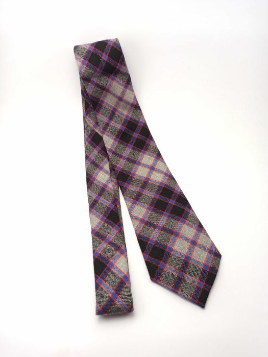 Szkocki wełniany szary krawat w szkocką kratę tartan AA46