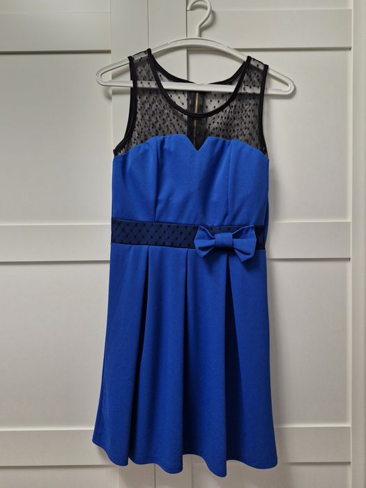 Niebieska sukienka z kokardką koronkowa góra bal koktajl S