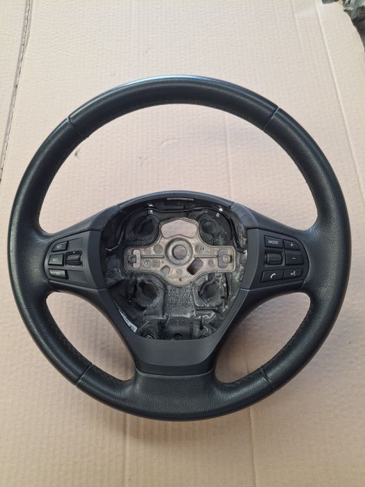 Kierownica z multifunkcja skora bmw f30 f31