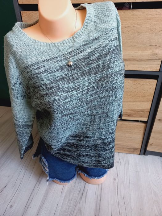 Sweterek ombre M. Stan idealny