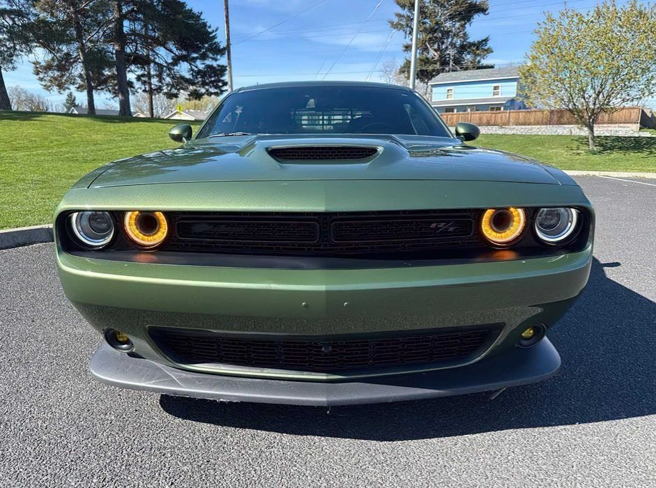 Dodge Challenger RT      2020