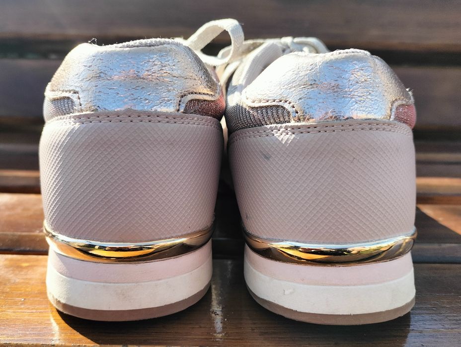 Жіночі кросівки "Graceland"р.38