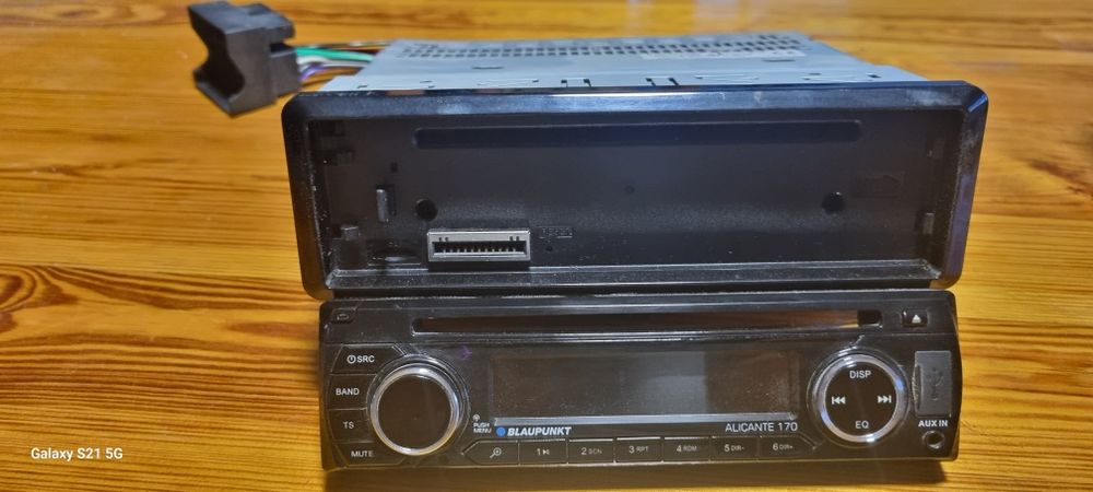 Radio Blaupunkt Alicante 170 > CD + USB