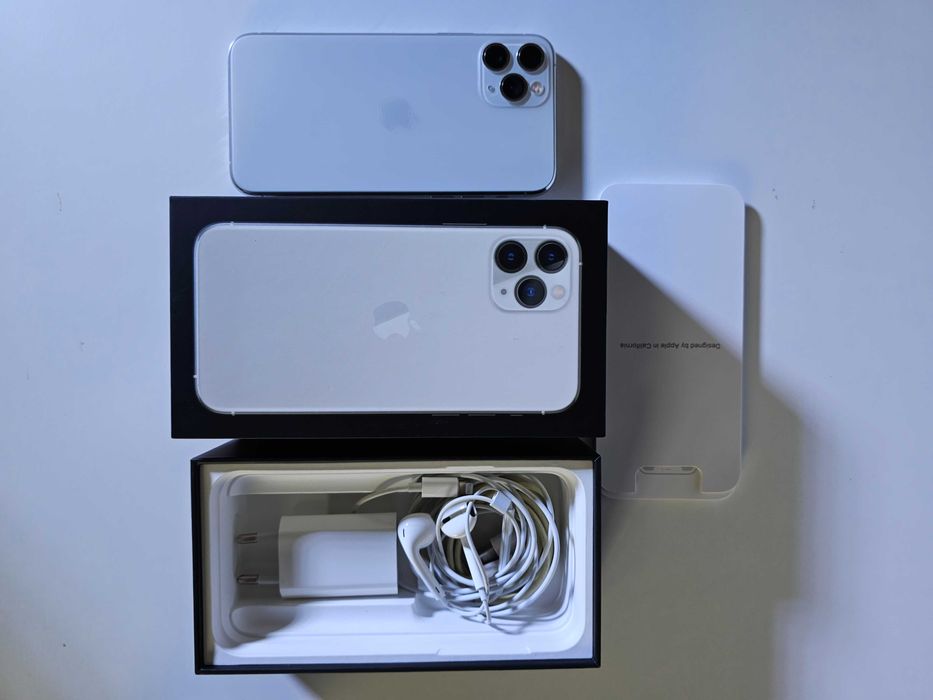 Iphone 11 Pro 256gb ( 2 cores disponíveis)