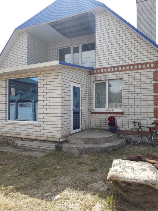 оголошення про продаж будинку