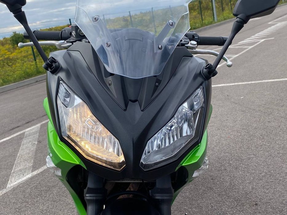 Kawasaki ER-6F на документах