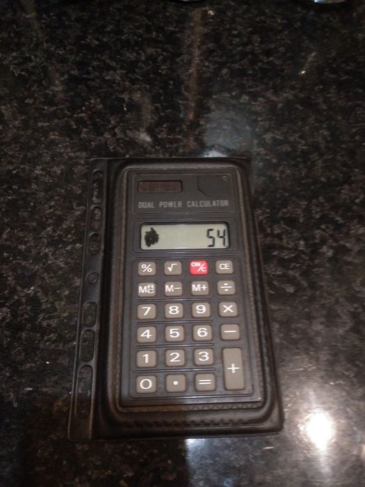 Калькулятор настольный,карманный,на солнечных батарейках