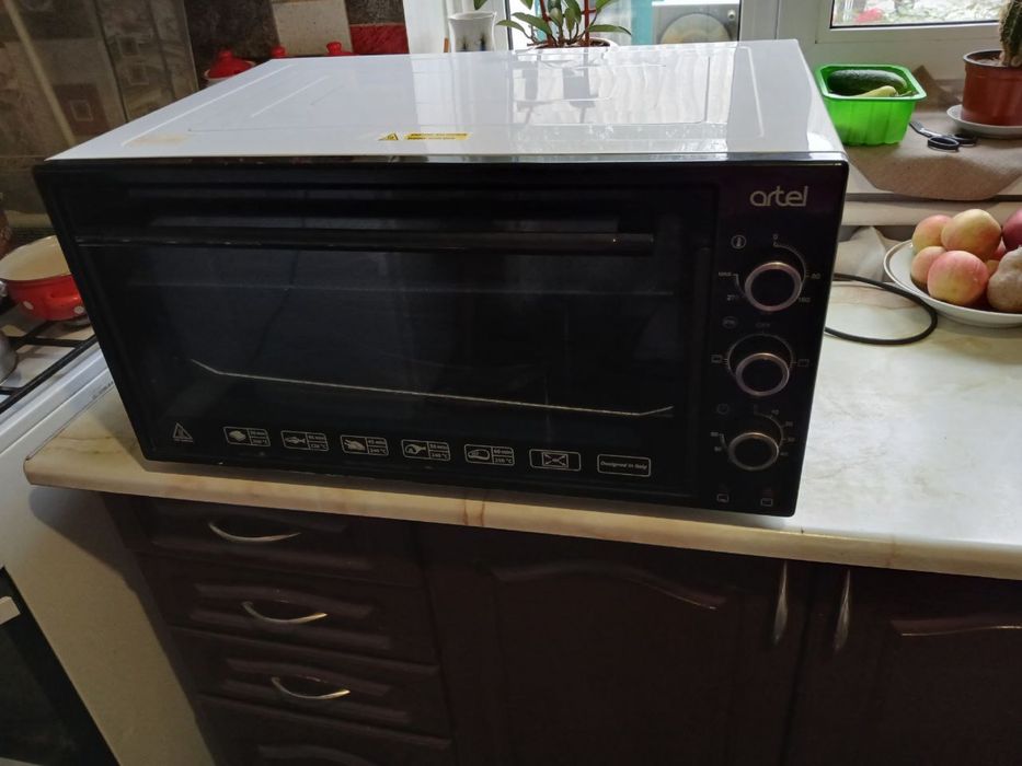 Електрична піч Artel md4816, без стекла