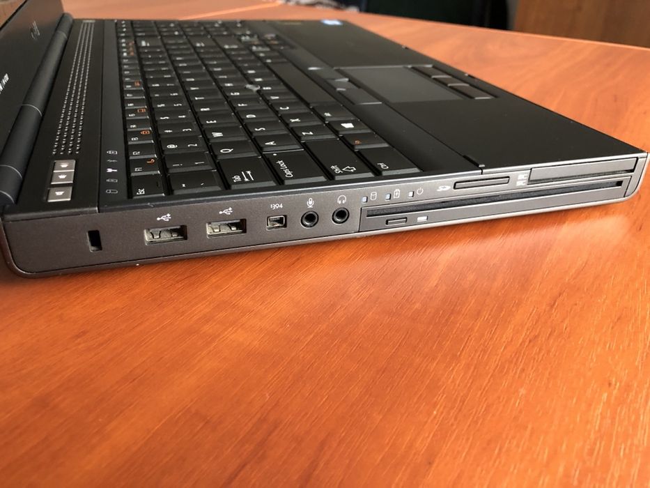 Продам ноутбук Dell m4700 intel core i7 з США ідеал SSD 240 Gb