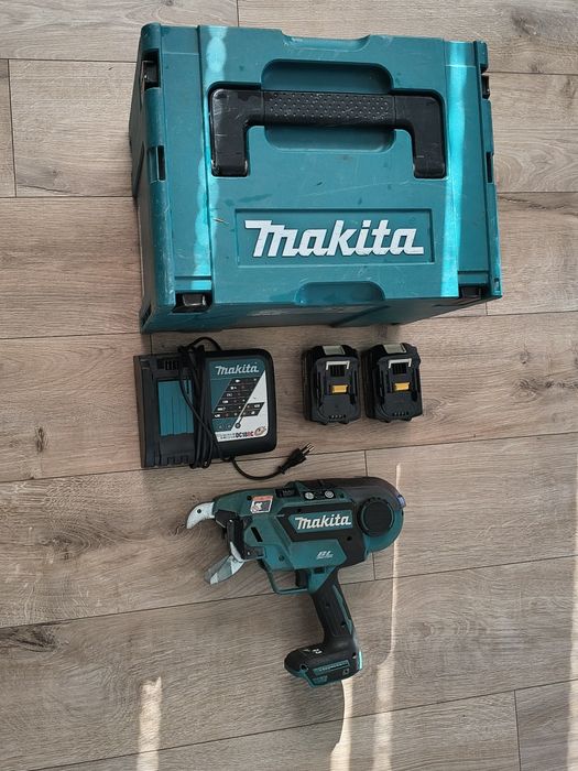 Wiązarka do zbrojenia Makita DTR 181. Cały zestaw.