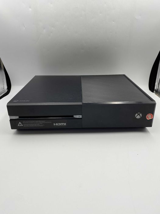 Konsola Xbox one 500gb + pad + kable