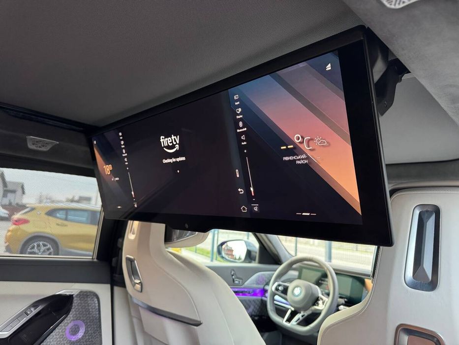 BMW i7 2023 freshauto