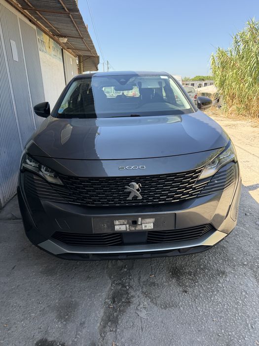 Peugeot 5008 1.5 blue HDI