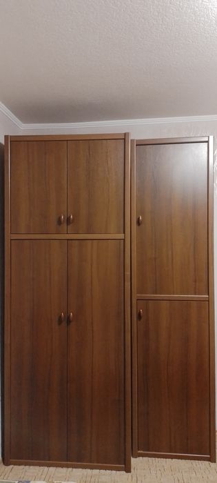 Продам шкафы 2 шт