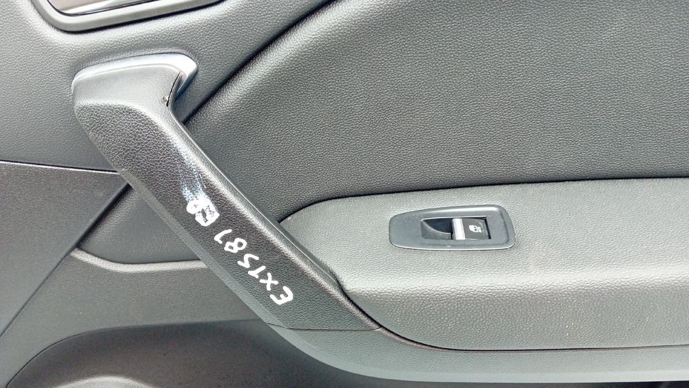 Forra porta / quartela frente direita RENAULT Captur II