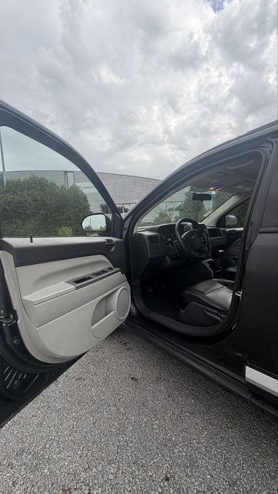 Jeep compass selo antigo 4x4