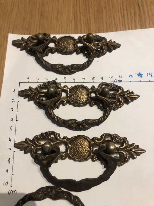 Conjunto de 8 puxadores em latão