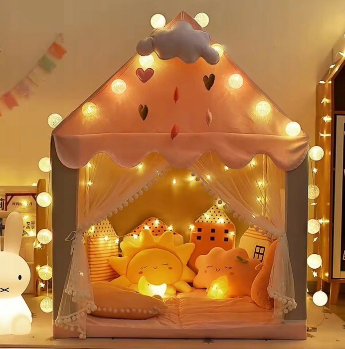 Namiot domek dla dzieci do pokoju i ogrodu, z lampkami LED, 3 lata+