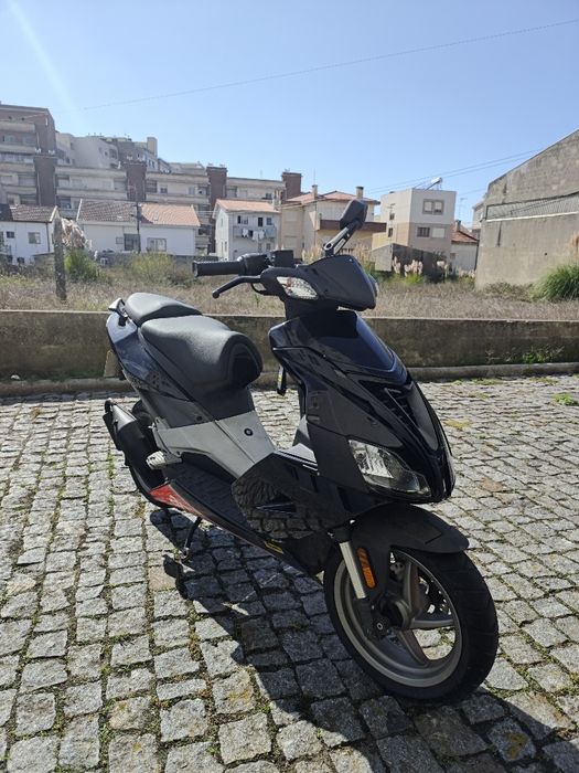 Scooter Aprilia sr50r