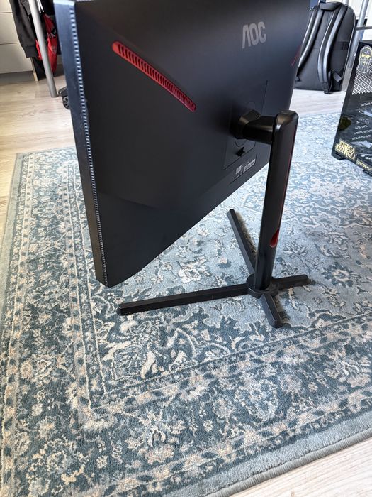 Monitor AOC 27” cali Mini led 180hz