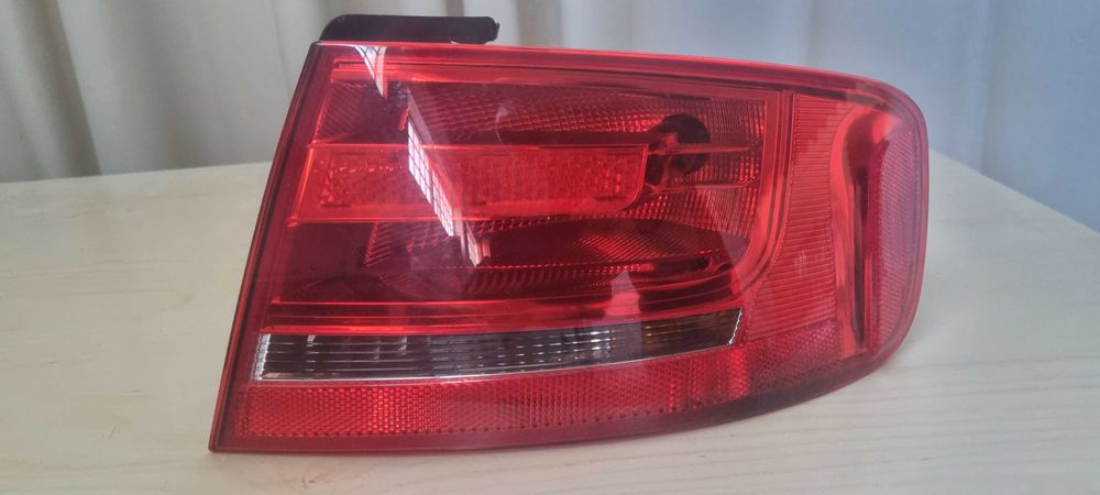 Farolim traseiro Audi A4 2008