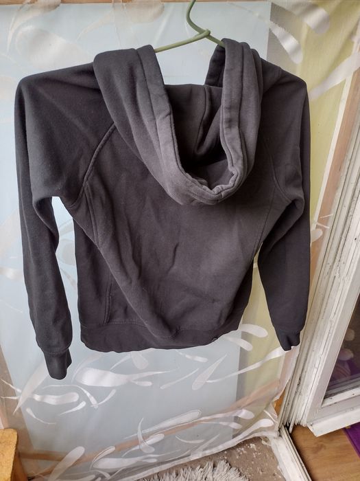 Ciepła bluza z kapturem