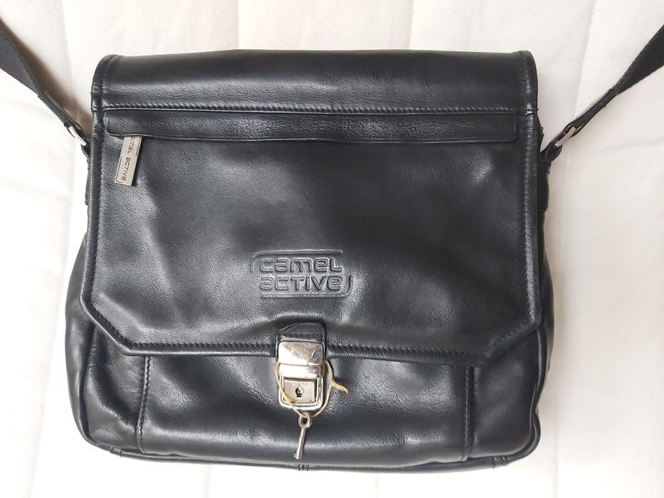 Mala Camel Active, em couro