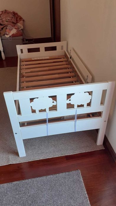 Cama criança 70x160cm com estrado e colchão espuma