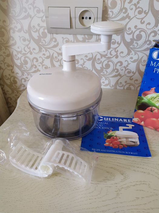 Ручний кухонний комбайн, подрібнювач, міксер. Ручной блендер