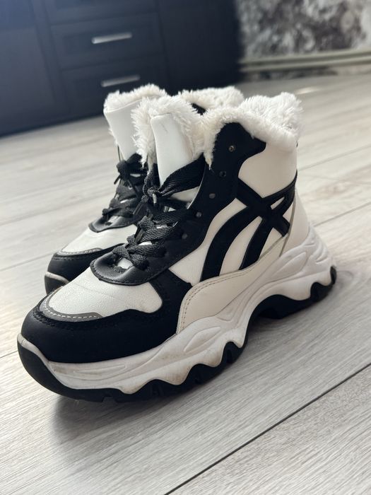 Зимние кросовки 36