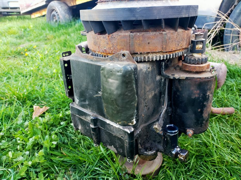 Silnik 12hp do remontu lub na części