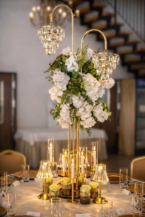 Dekoracje ślubne i weselne | Kościoły, sale, stoły, bukiety