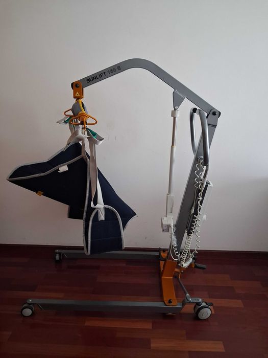 Grua  transferencia de pessoas .