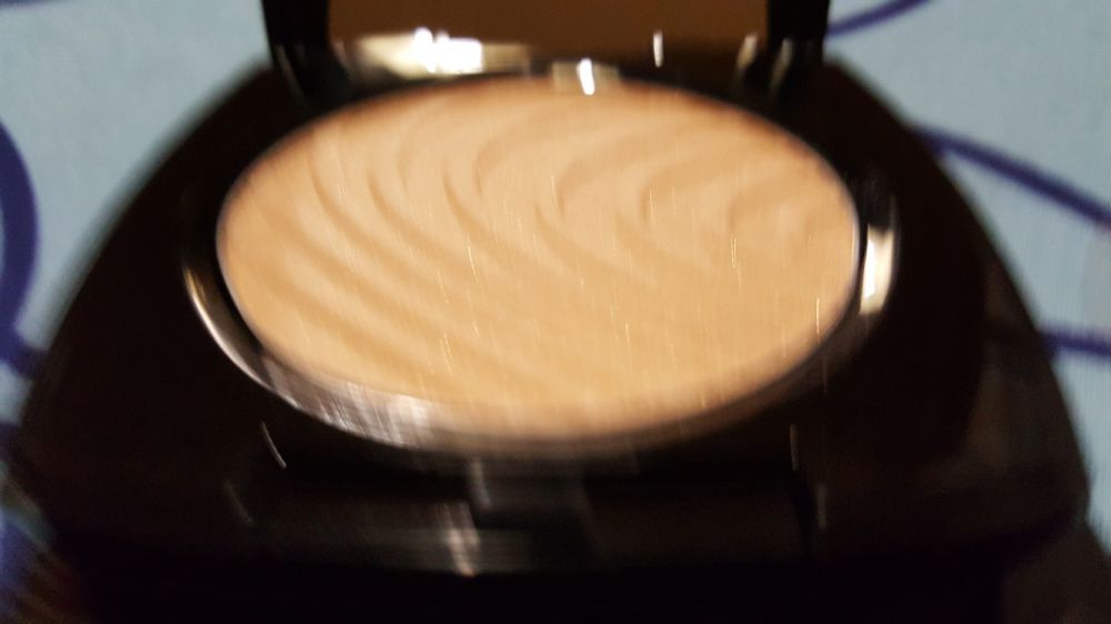 Pó iluminador Avon64286299090690122