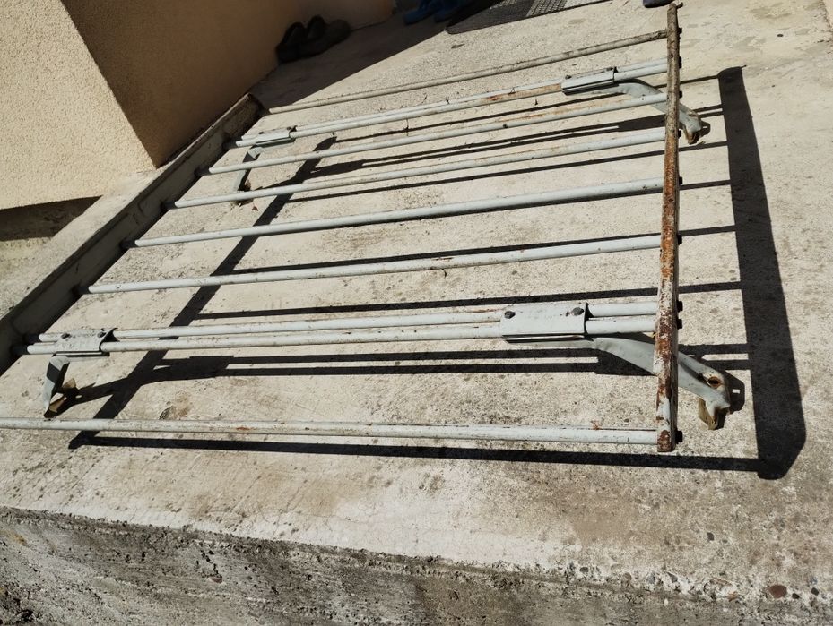 Продам багажник на кришу!