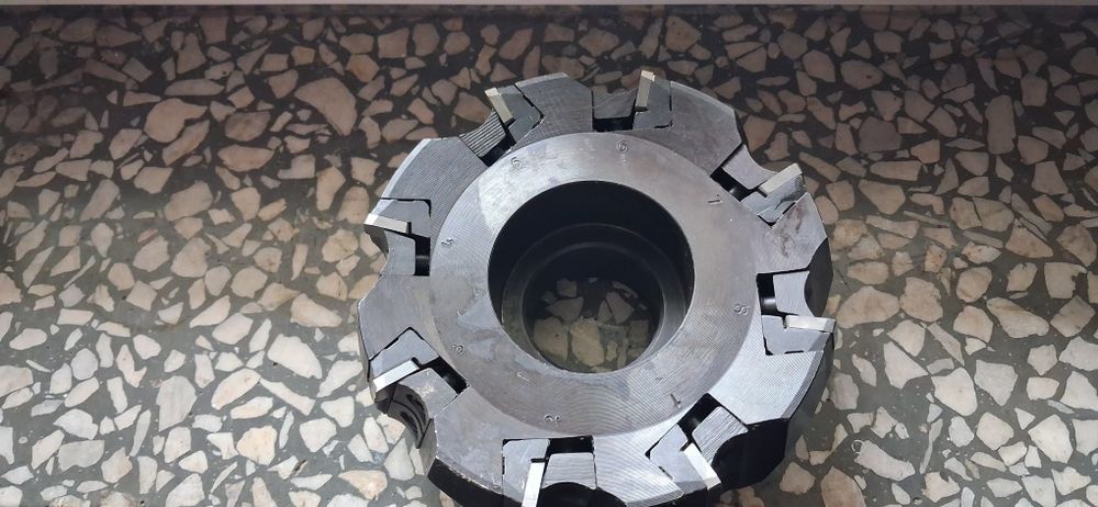 Głowica frezerska hr 257.1-125 Jelenia Góra