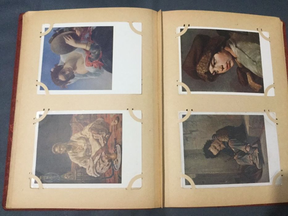 Альбом старый с открытками 1950 гг.