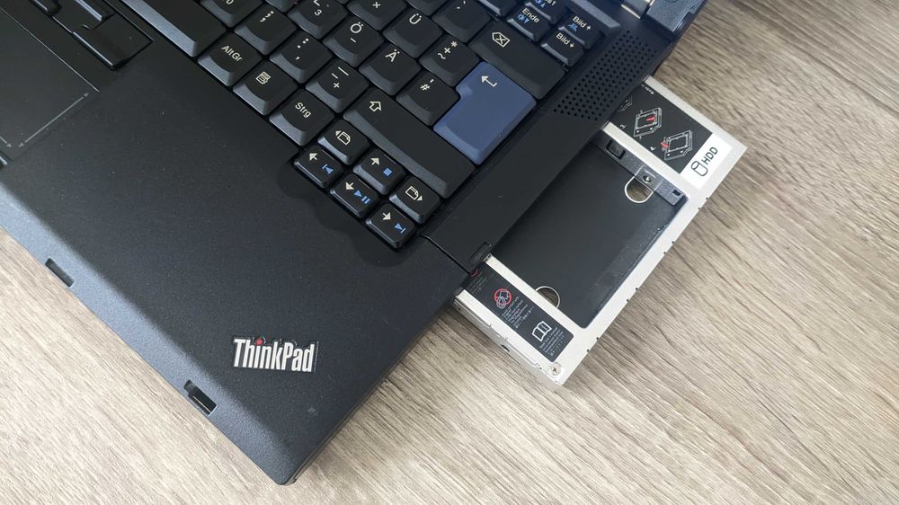 Надійний 14.1" ноутбук Lenovo ThinkPad R400 (новий SSD 64Gb + Optibay)