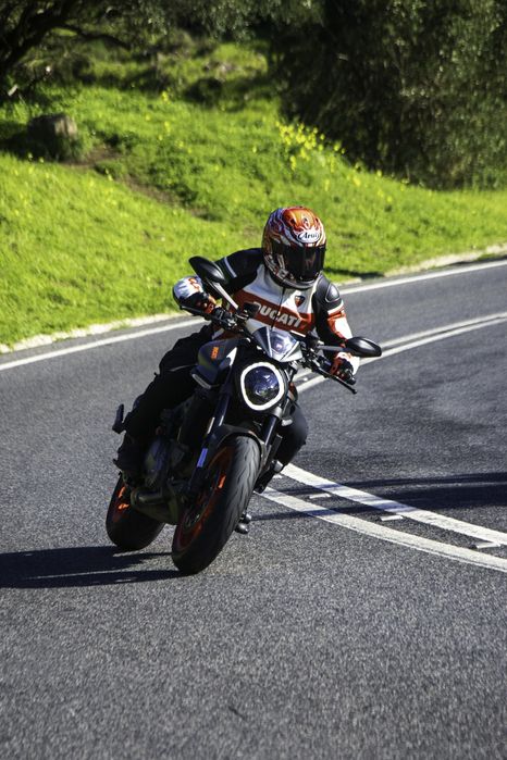 Ducati Monster 937